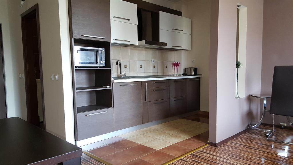 Sunlight Studio Apartment Oradea Exteriér fotografie