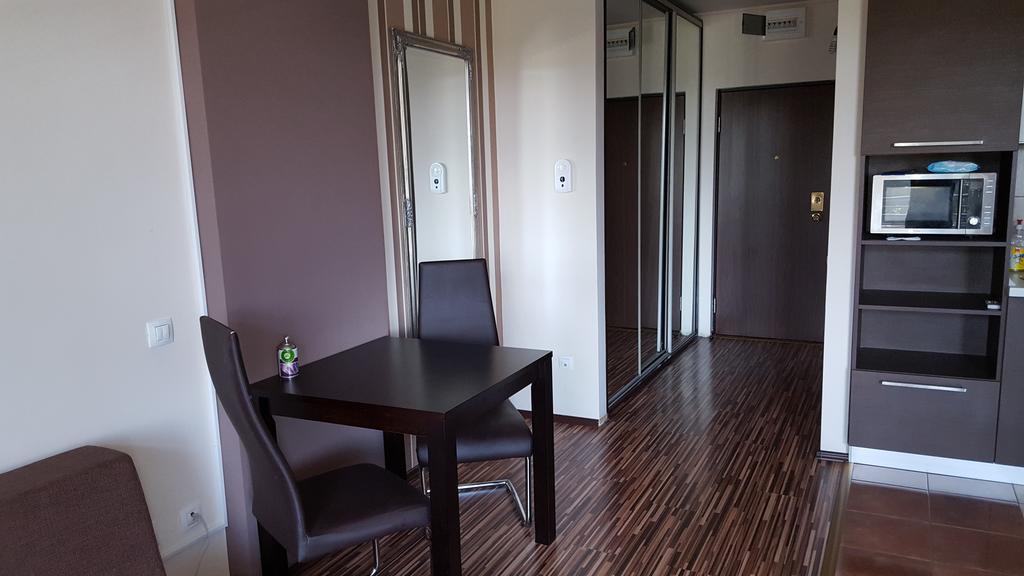 Sunlight Studio Apartment Oradea Exteriér fotografie